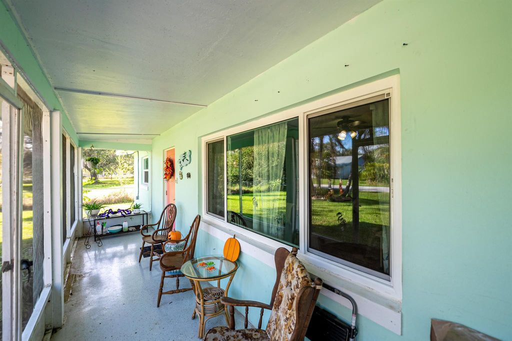 Photo of 807 Brack Road, Fort Pierce, FL 34982 (MLS # R11033421)