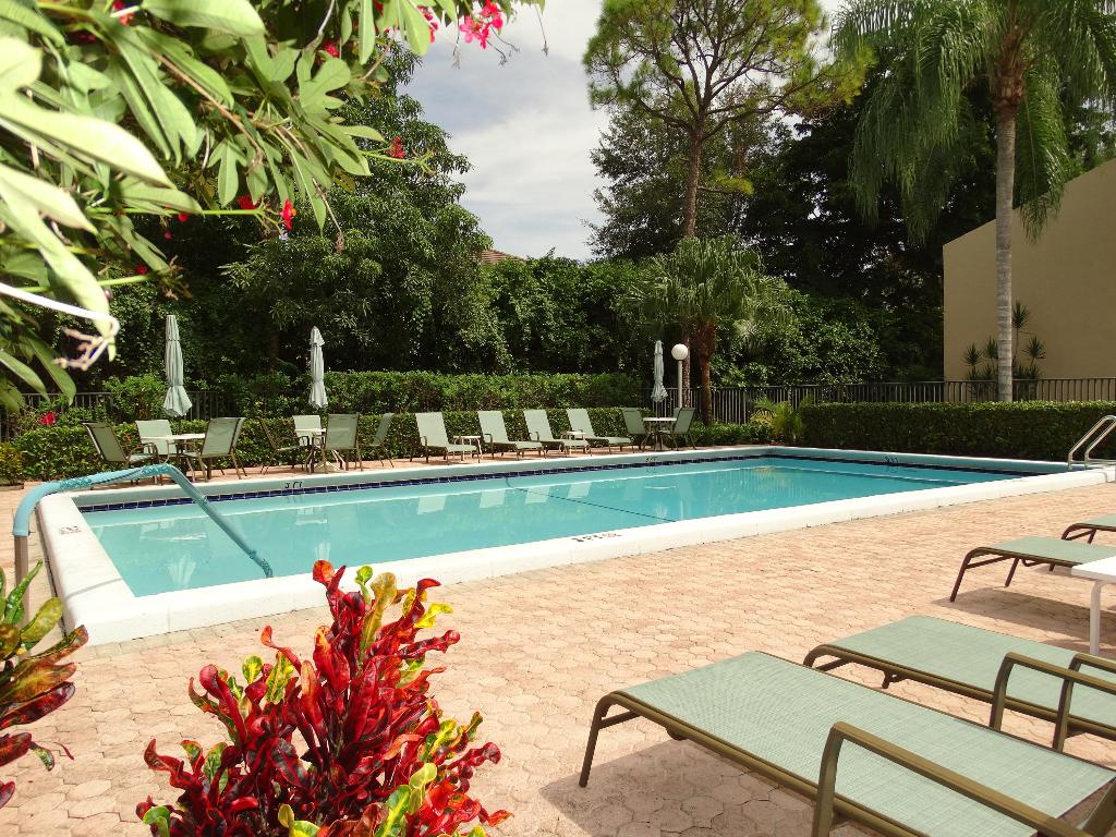 WOODHAVEN EAST CONDO - Residential