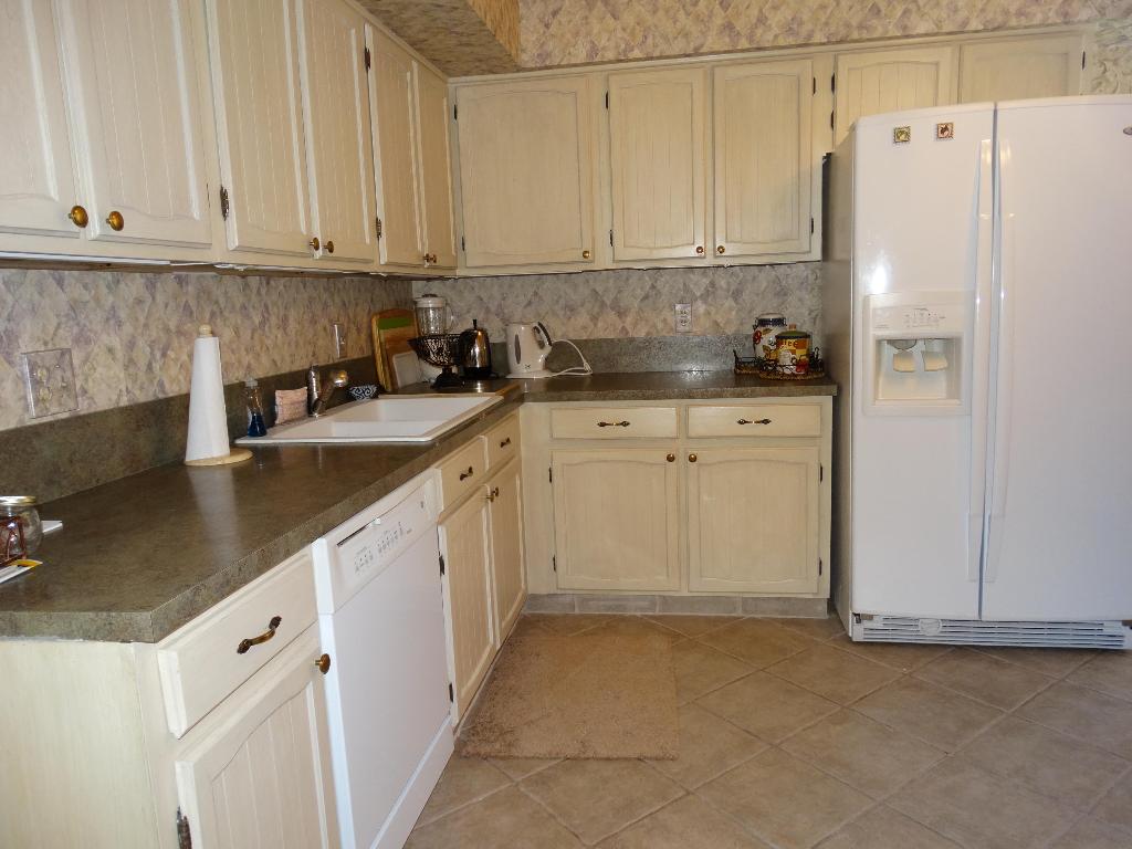 WOODHAVEN EAST CONDO - Residential