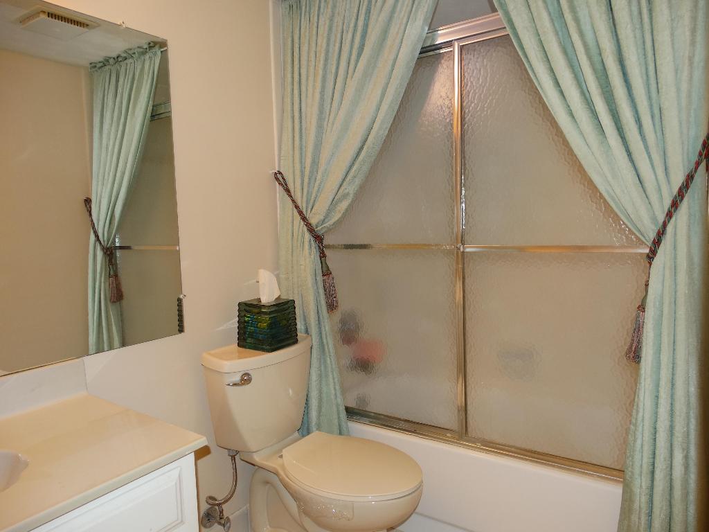 WOODHAVEN EAST CONDO - Residential