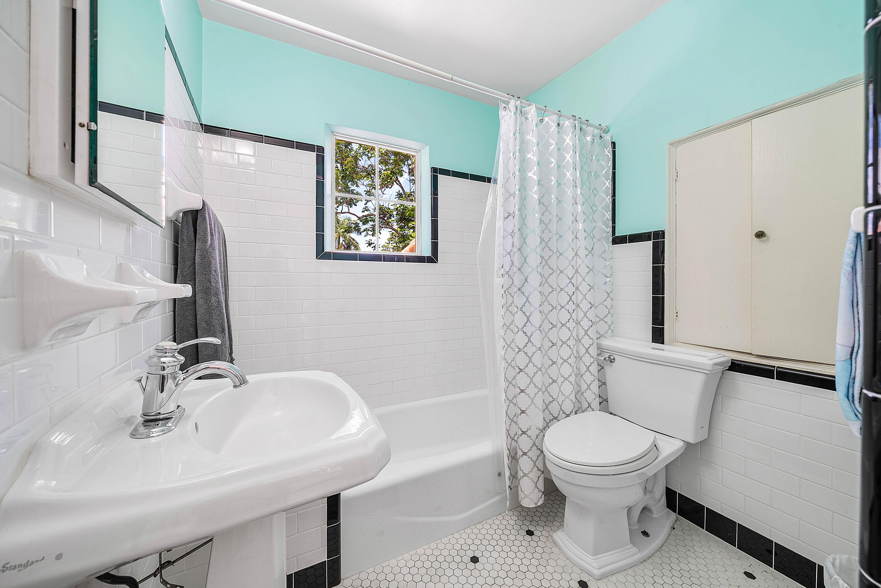 EL CID - Residential