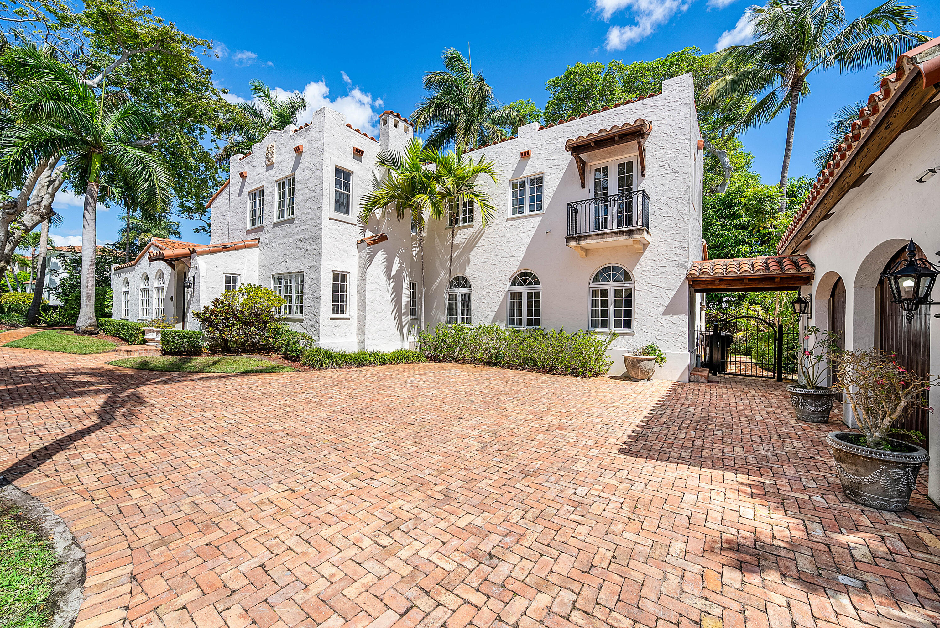 EL CID - Residential