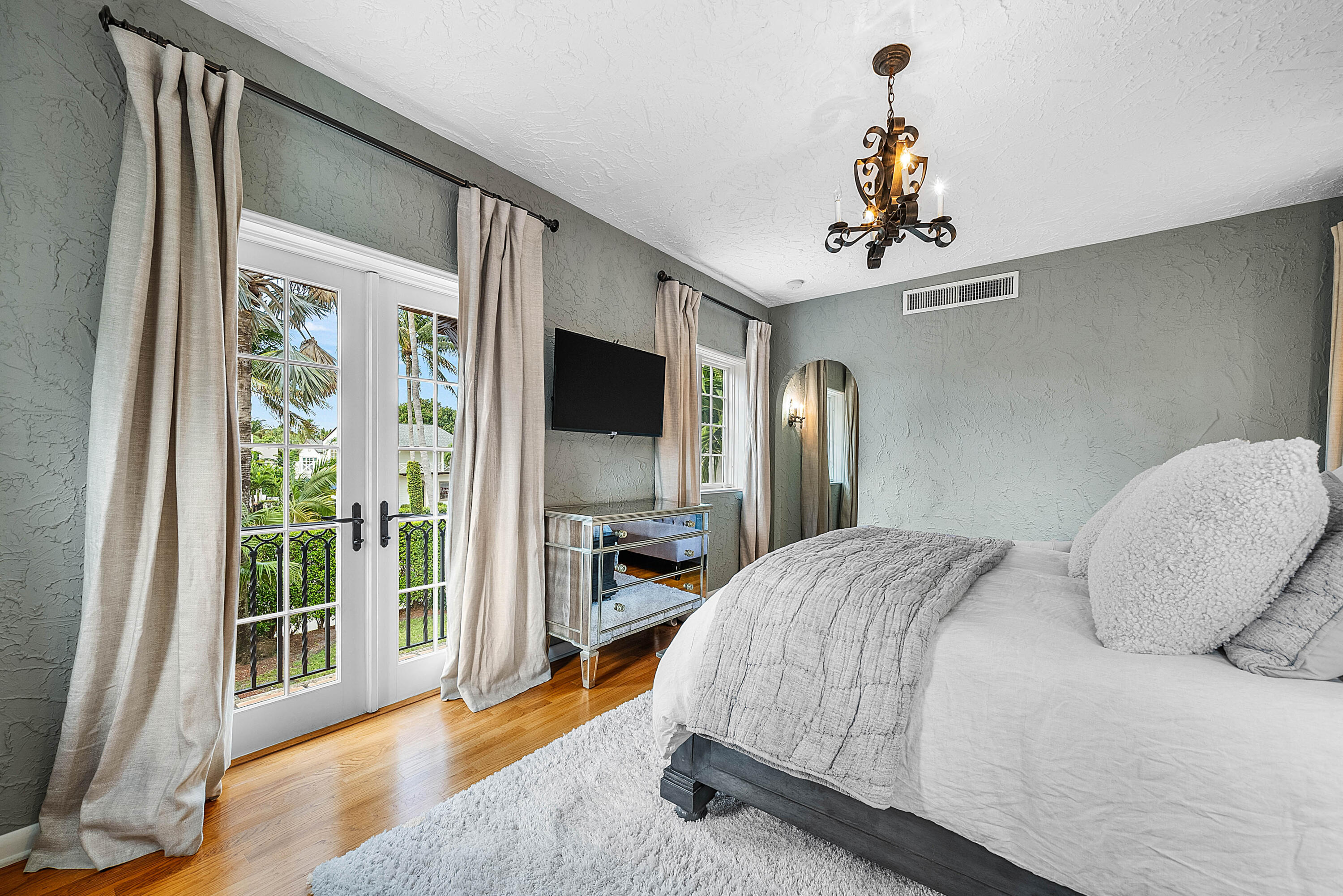 EL CID - Residential