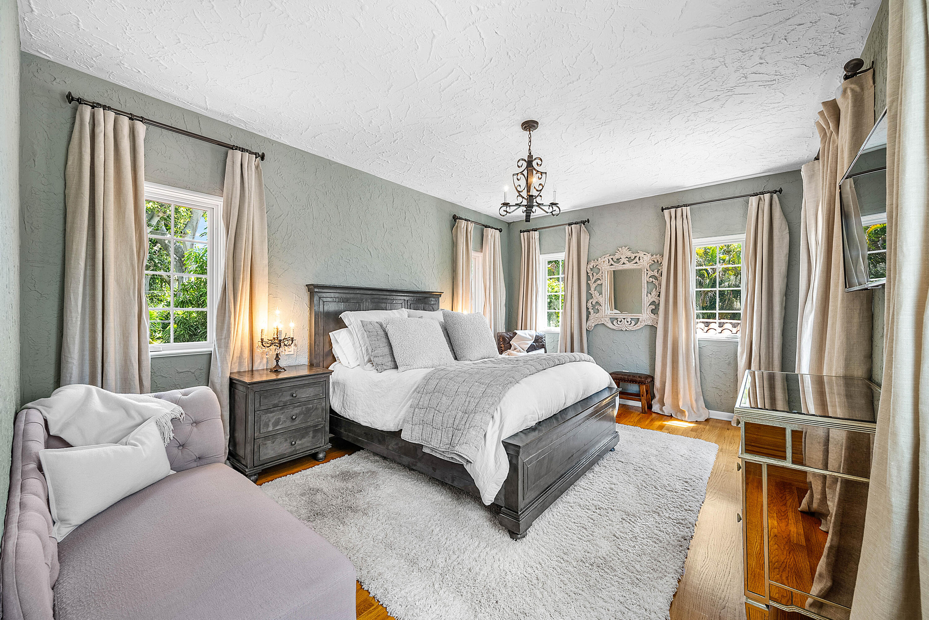 EL CID - Residential