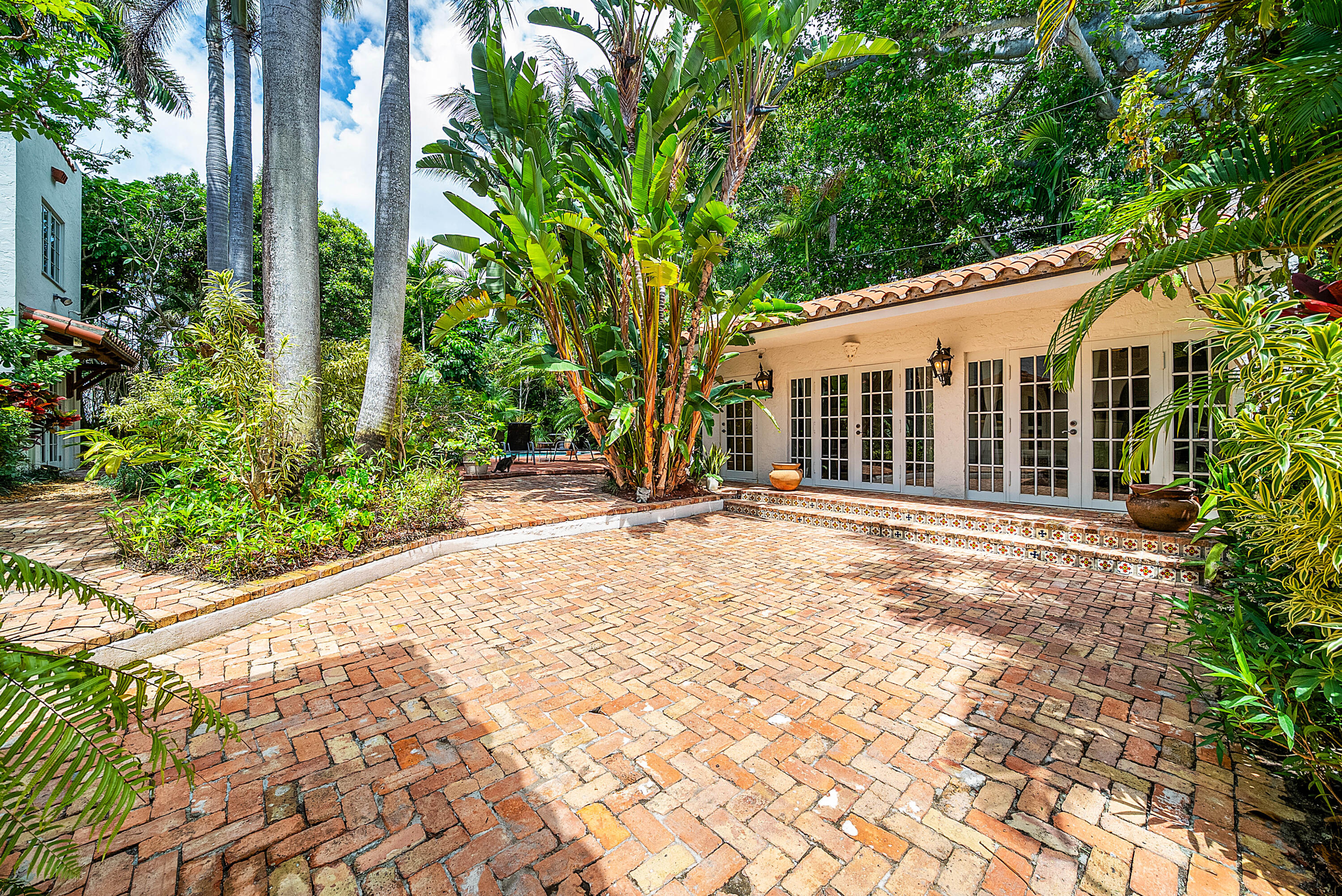 EL CID - Residential