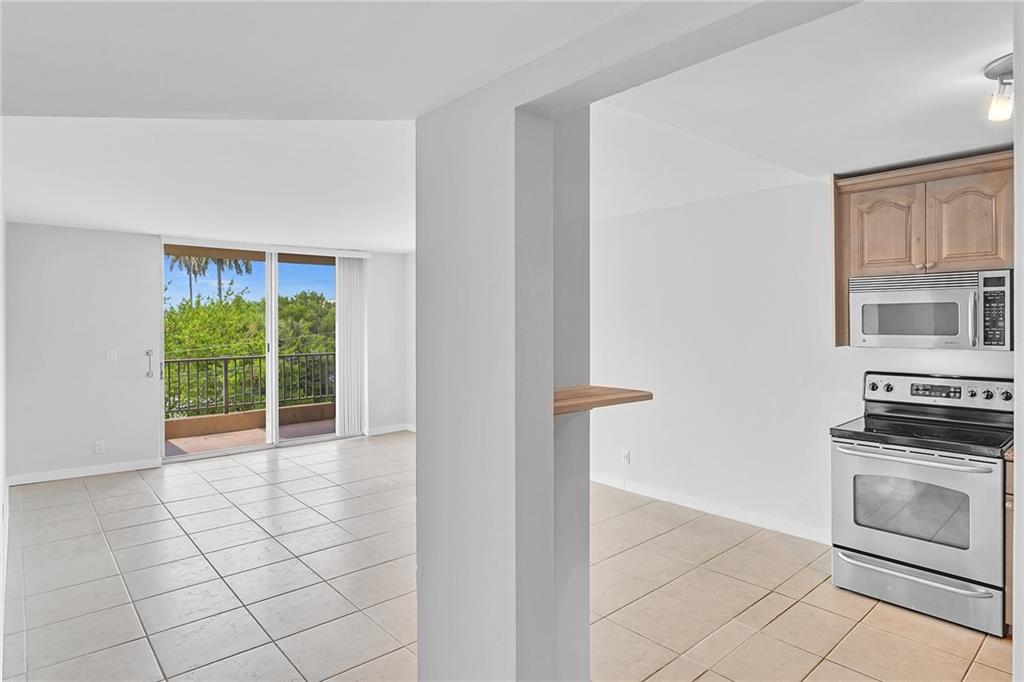 Rio Espana - Residential