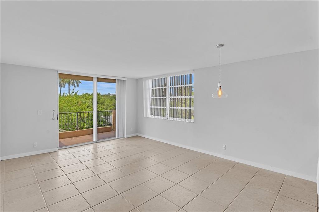 Rio Espana - Residential