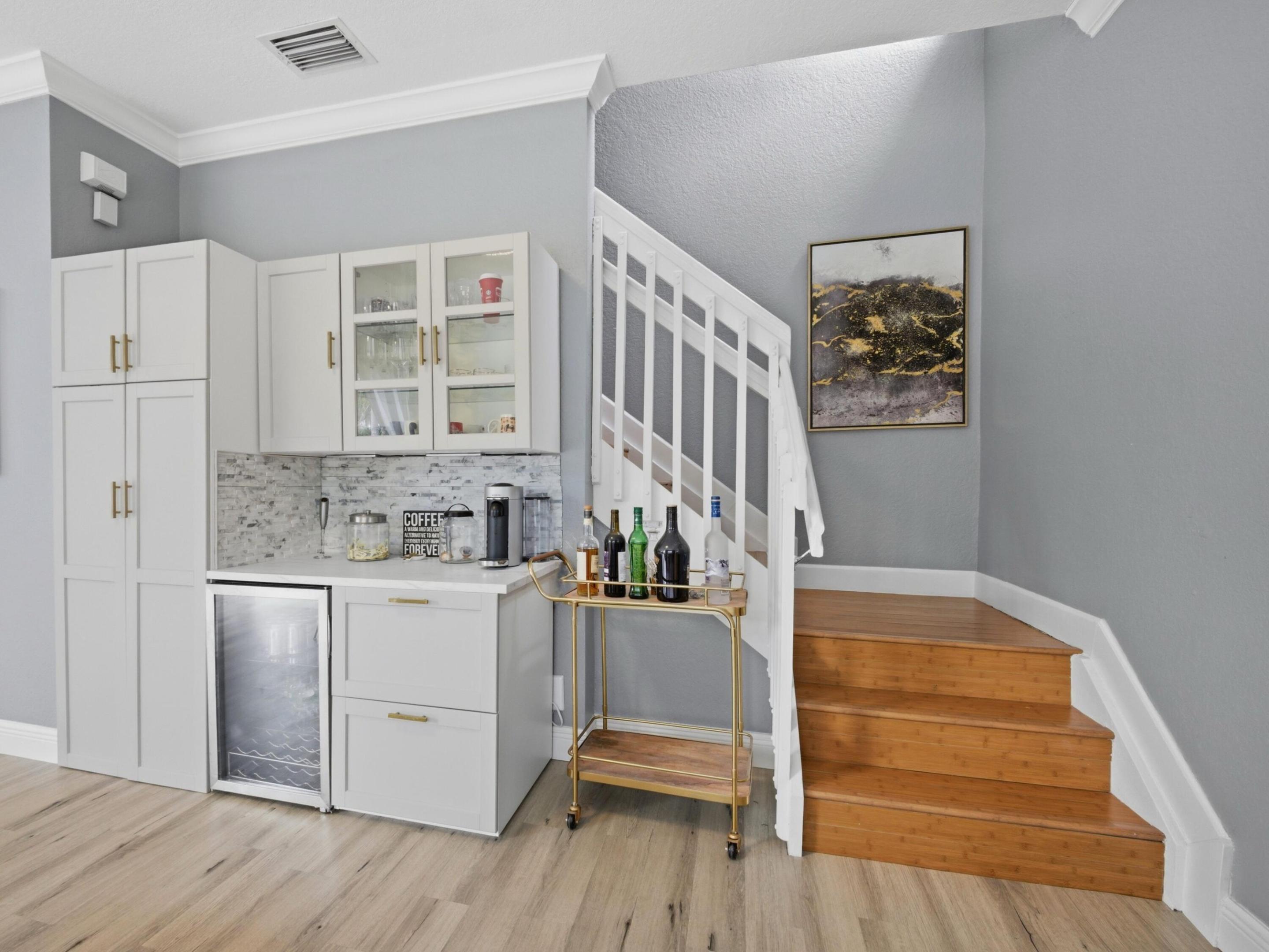 BANYAN TRAILS - Residential