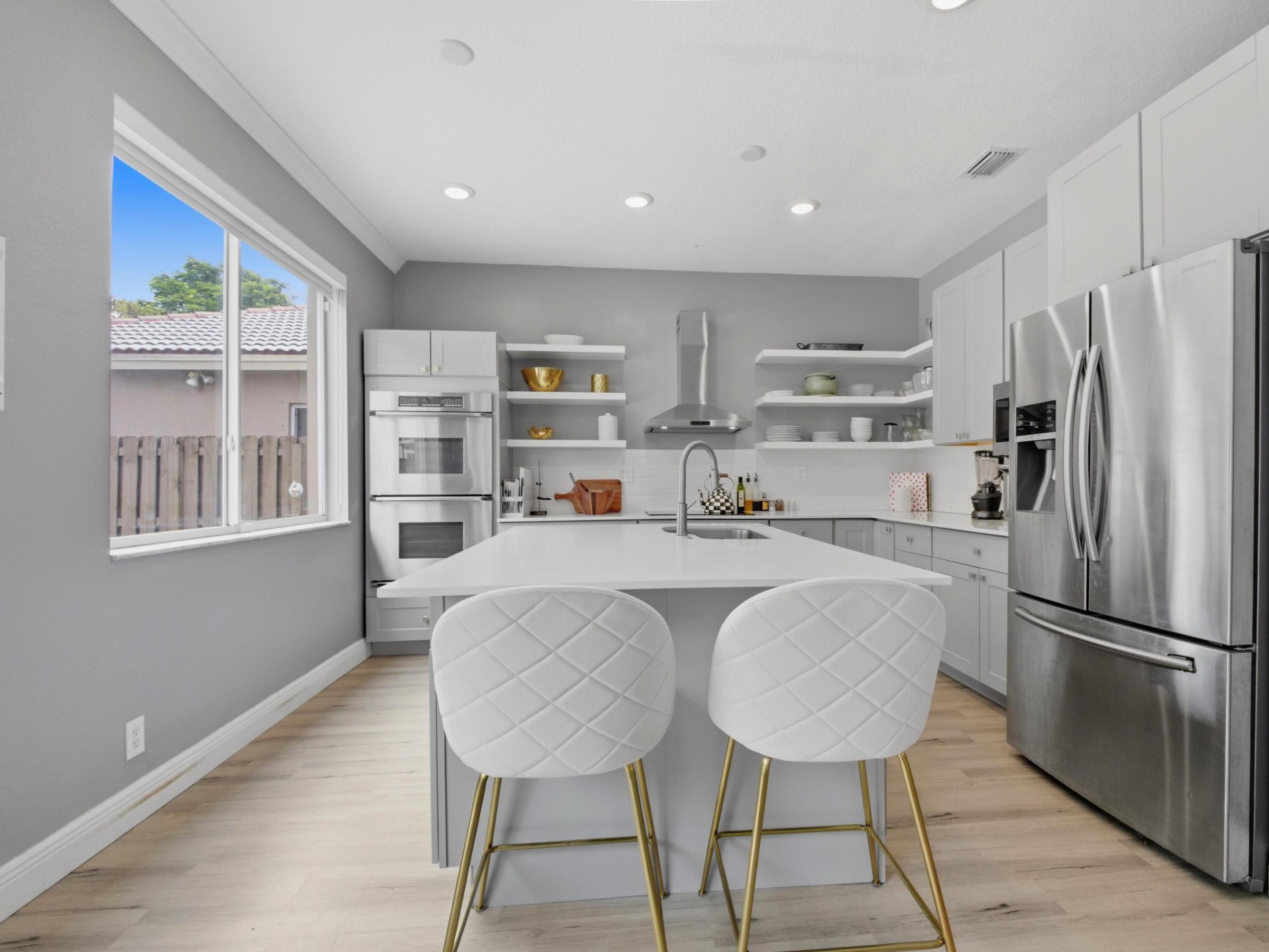 BANYAN TRAILS - Residential