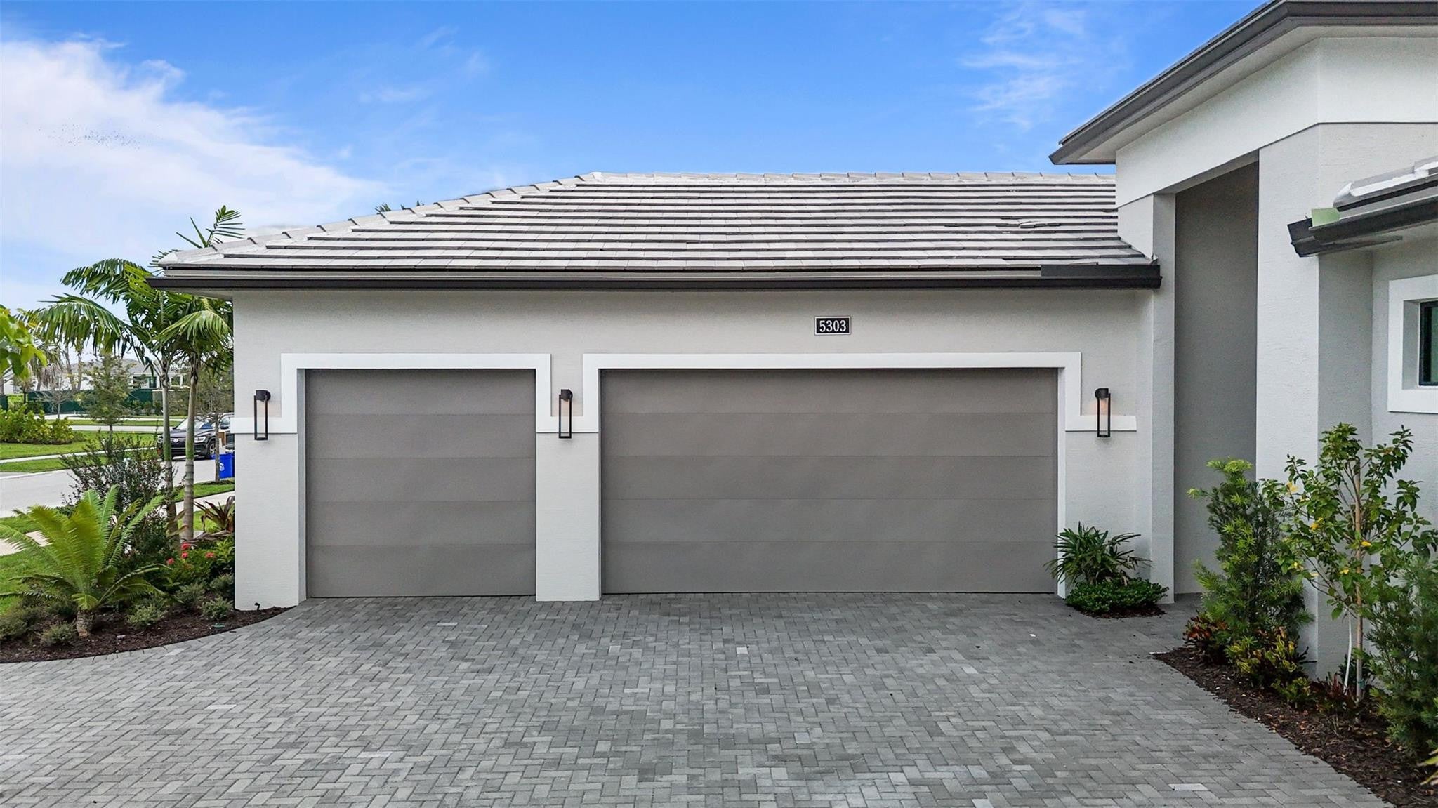 5303 Saint Armands Way