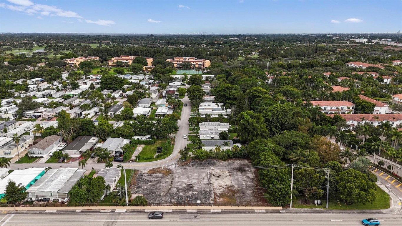 Sunshine City 76-34 B - Land