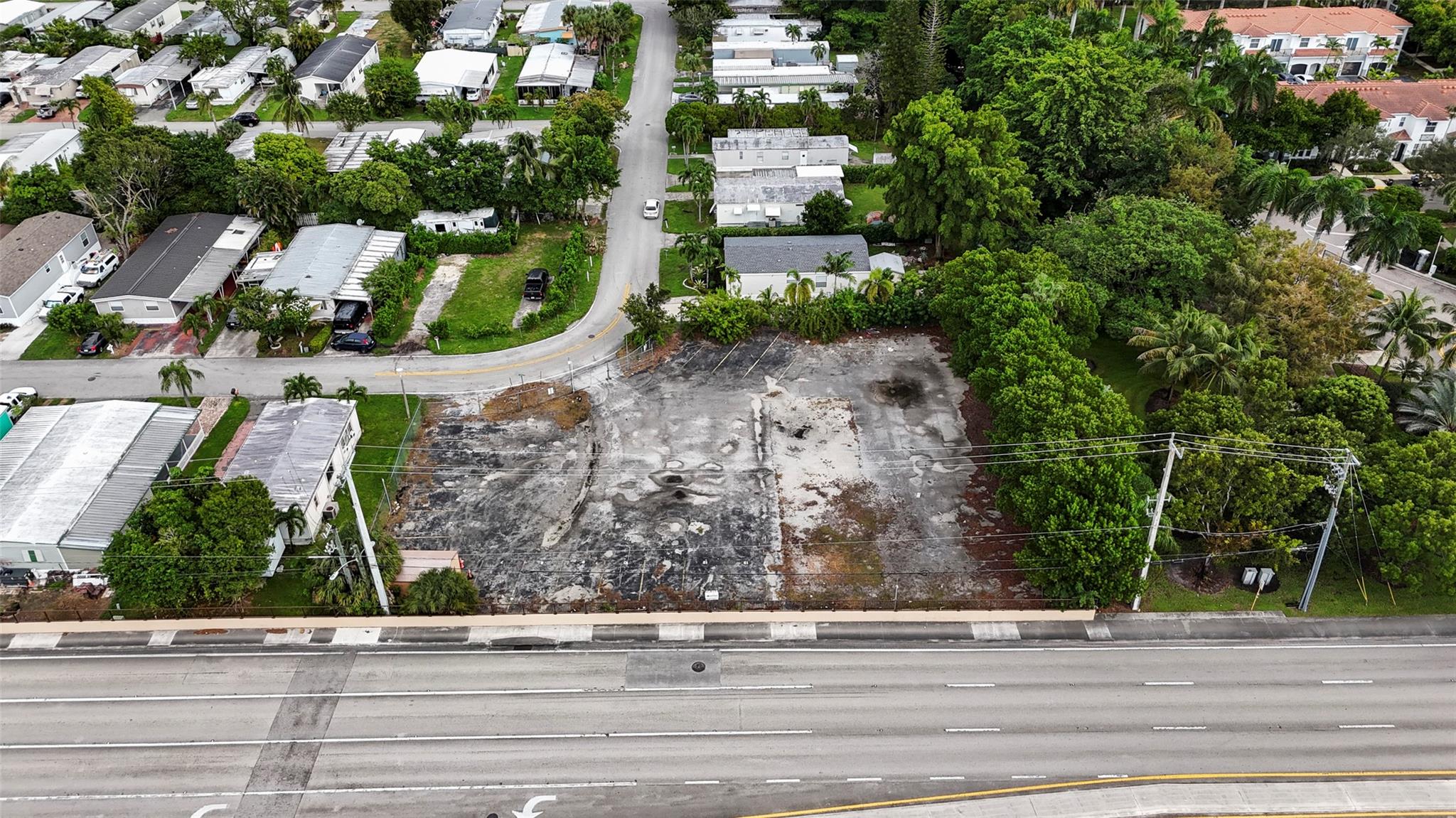 Sunshine City 76-34 B - Land