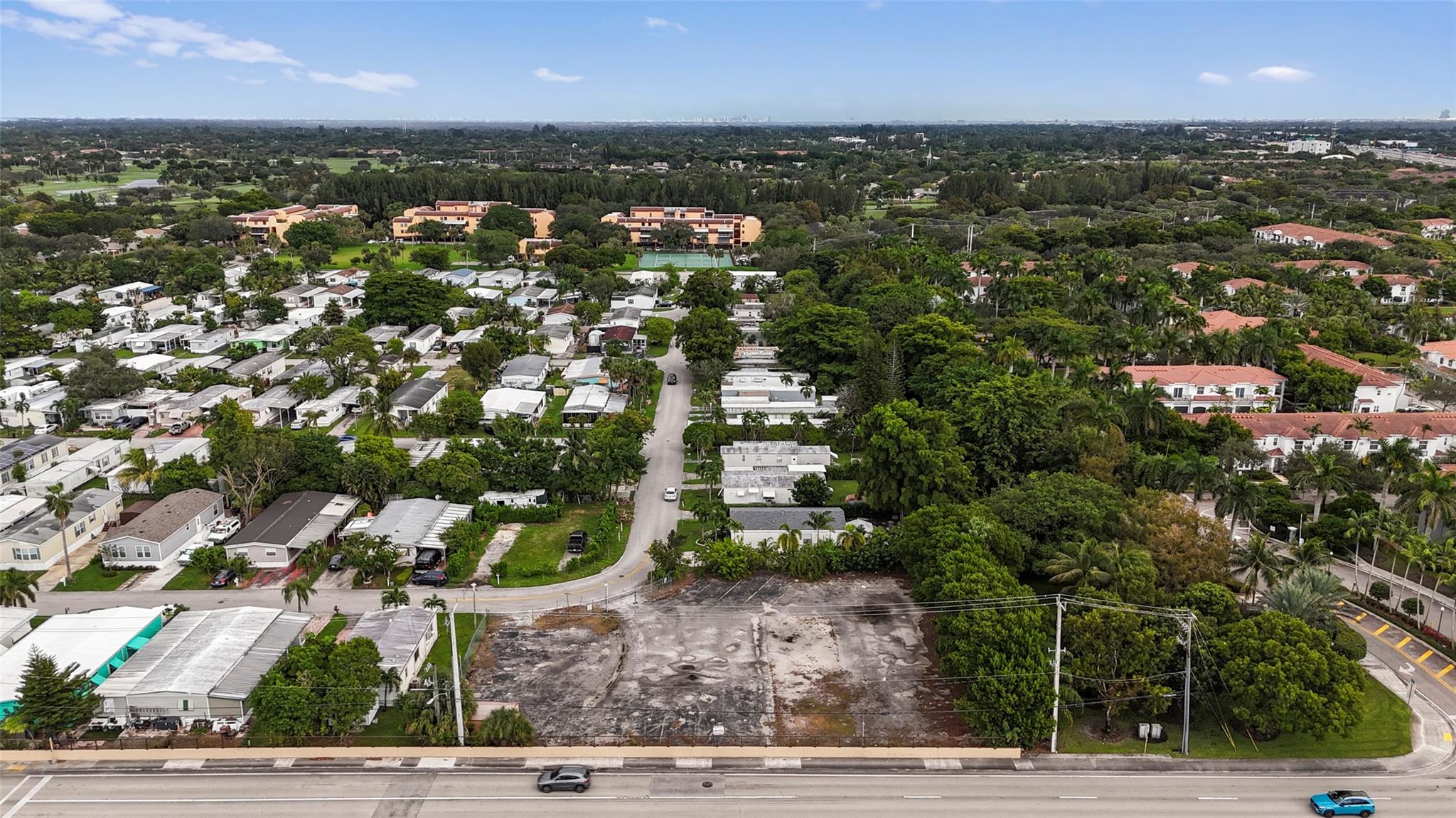 Sunshine City 76-34 B - Land