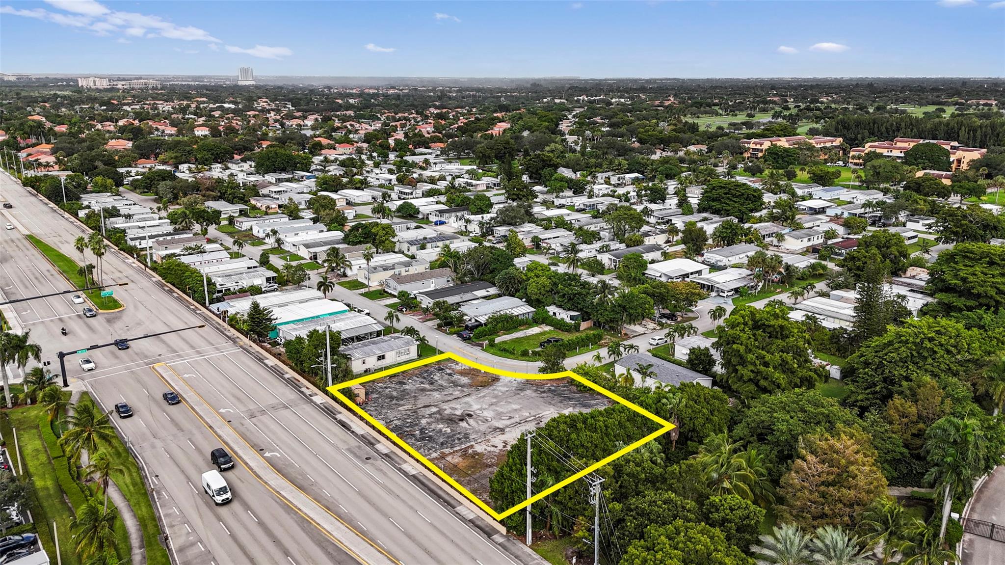 Sunshine City 76-34 B - Land