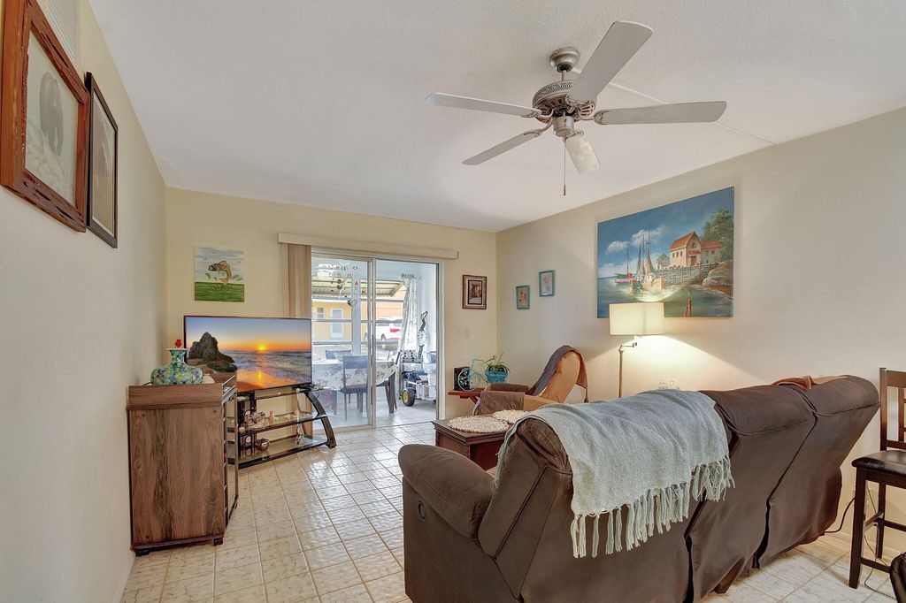 Photo of 2121 NE 1st Court #105, Boynton Beach, FL 33435 (MLS # R11156945)