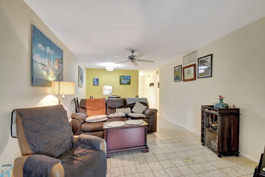 Photo of 2121 NE 1st Court #105, Boynton Beach, FL 33435 (MLS # R11156945)