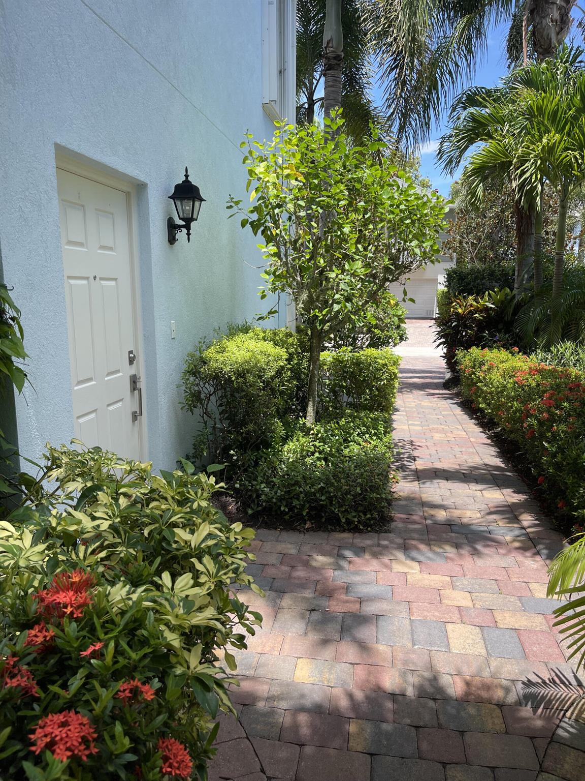 MARTINIQUE AT ABACOA 2 - Residential Lease