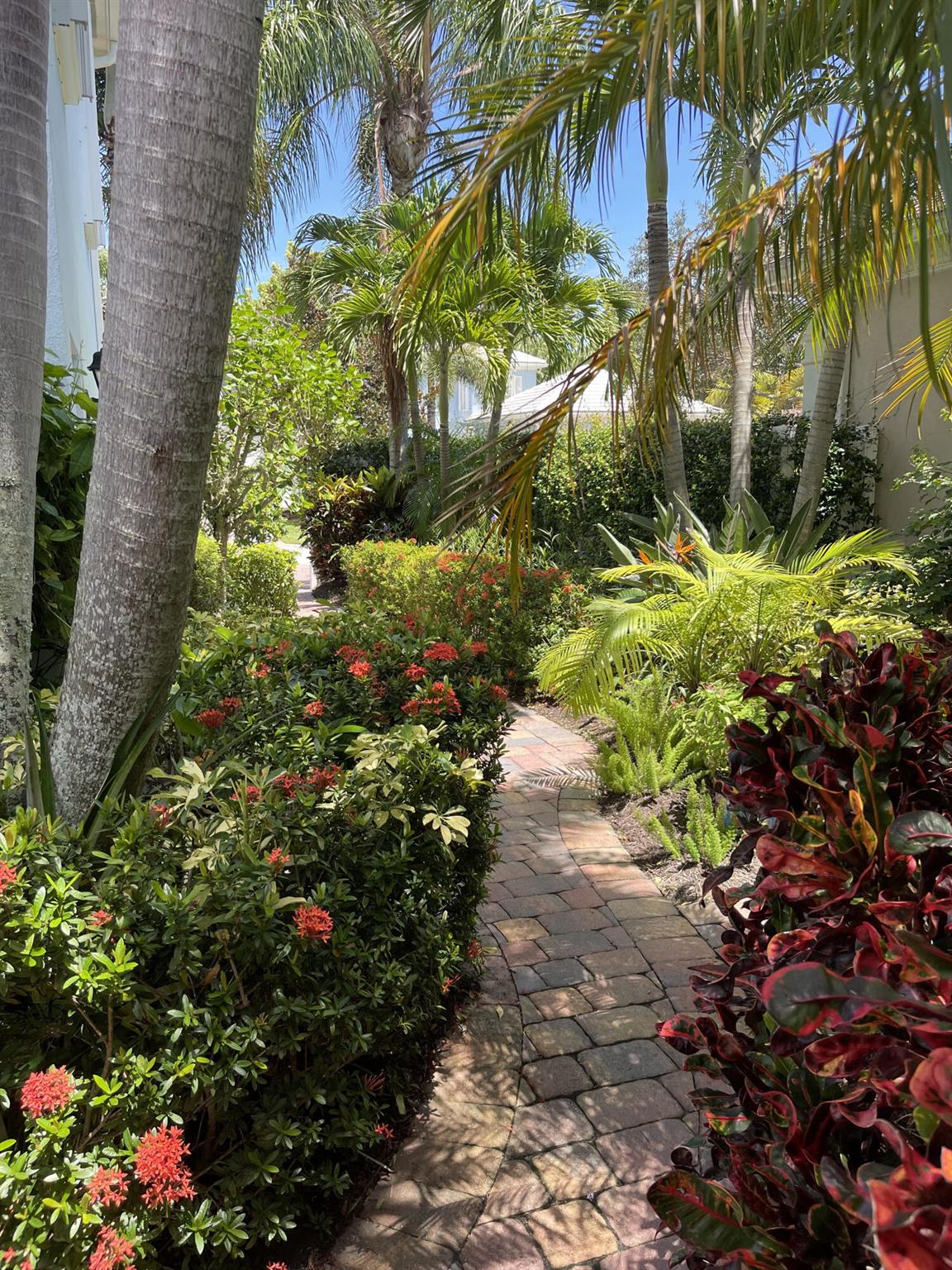 MARTINIQUE AT ABACOA 2 - Residential Lease