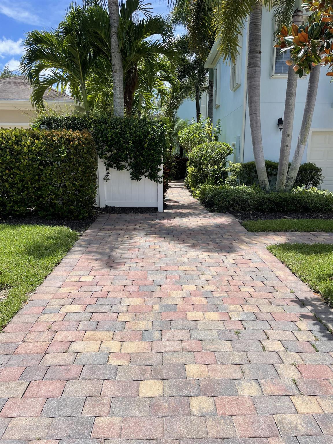 MARTINIQUE AT ABACOA 2 - Residential Lease