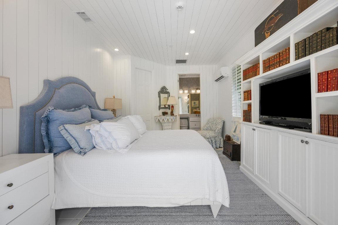 EQUESTRIAN CLUB ESTATES 3 - Residential