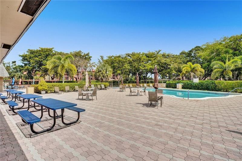 ORIOLE GARDENS THREE 89 CONDO - Residential