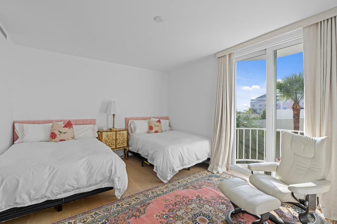 WINTHROP HOUSE COND DECL IN - Residential