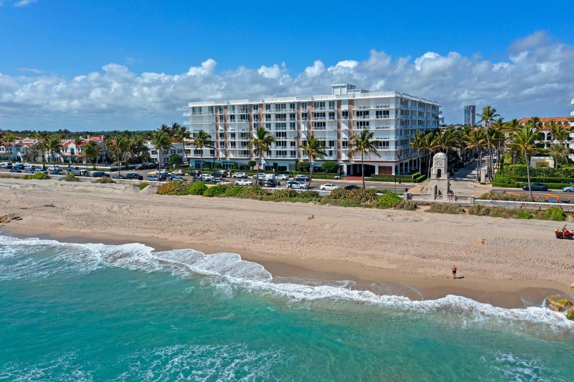 WINTHROP HOUSE COND DECL IN - Residential