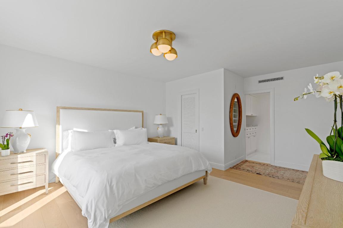 WINTHROP HOUSE COND DECL IN - Residential