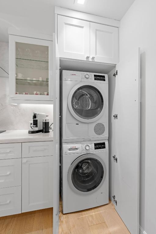 WINTHROP HOUSE COND DECL IN - Residential