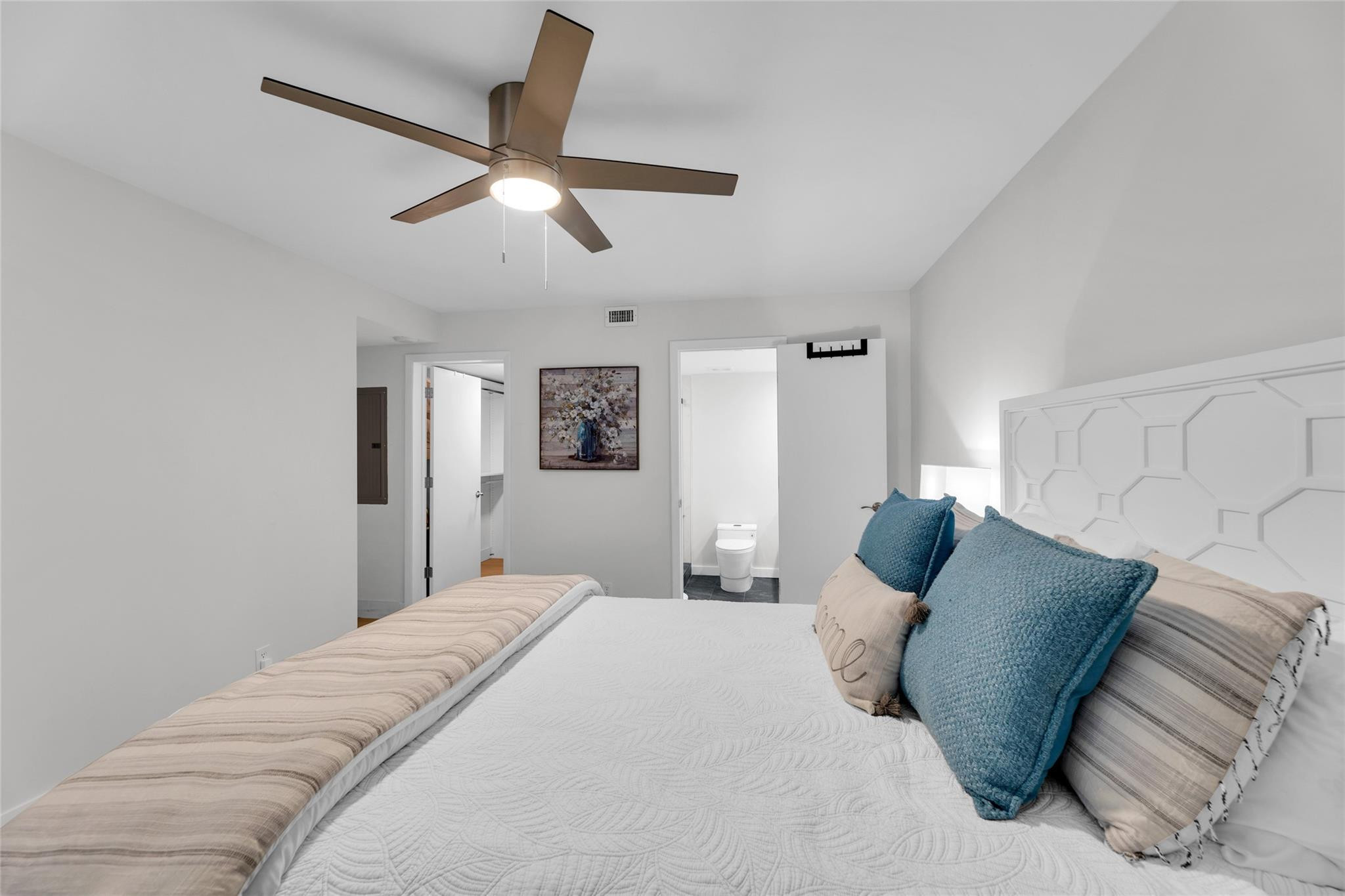 The Overlook Condo - Residential