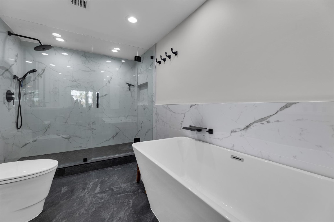 The Overlook Condo - Residential