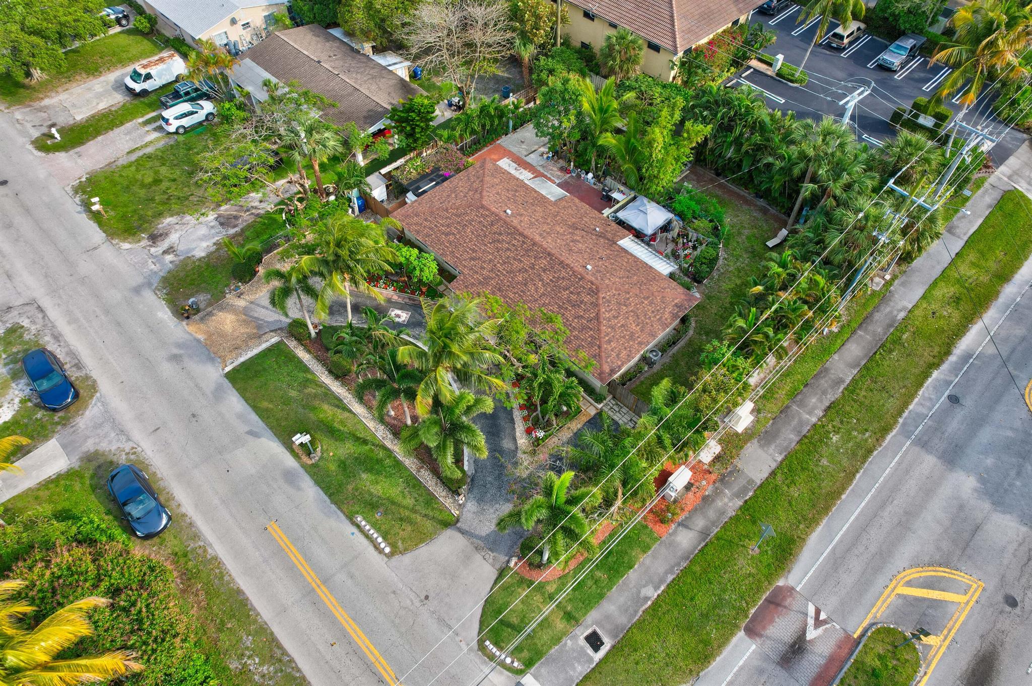 EASTVIEW MANOR - Residential Income