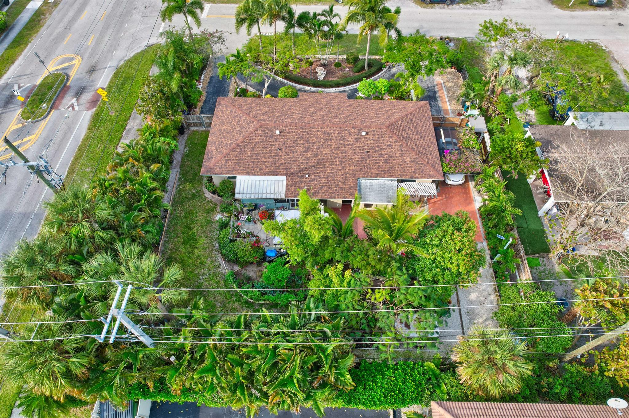 EASTVIEW MANOR - Residential Income