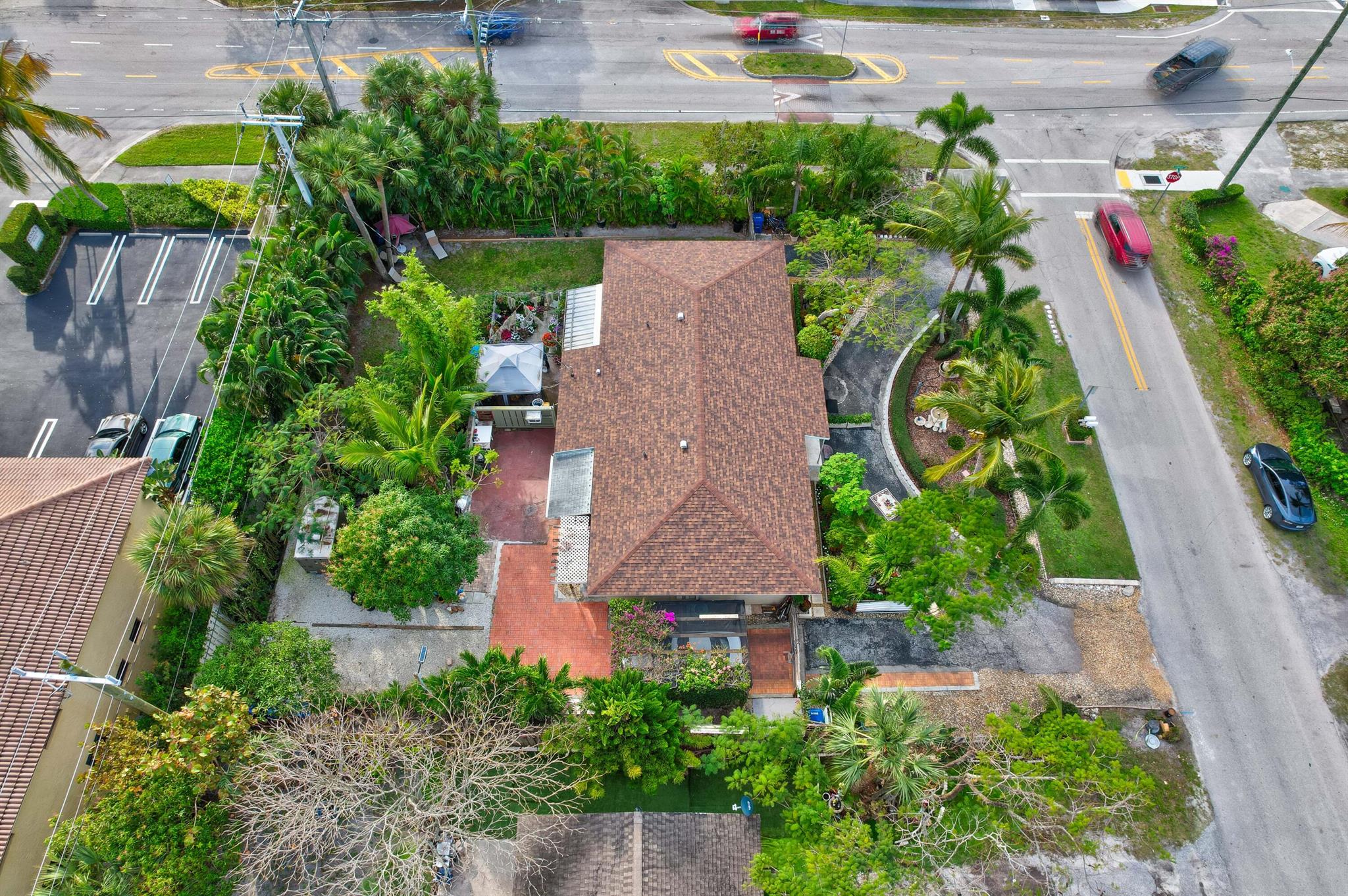 EASTVIEW MANOR - Residential Income