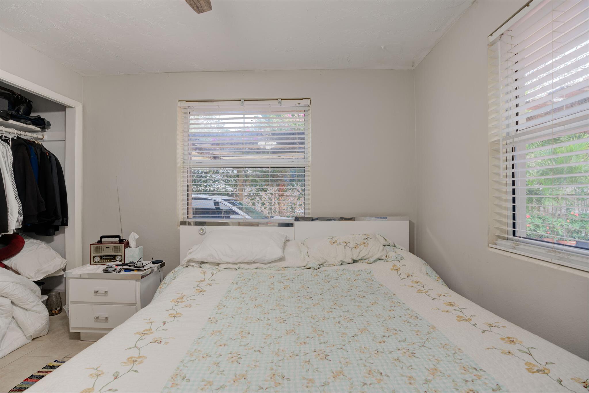 EASTVIEW MANOR - Residential Income