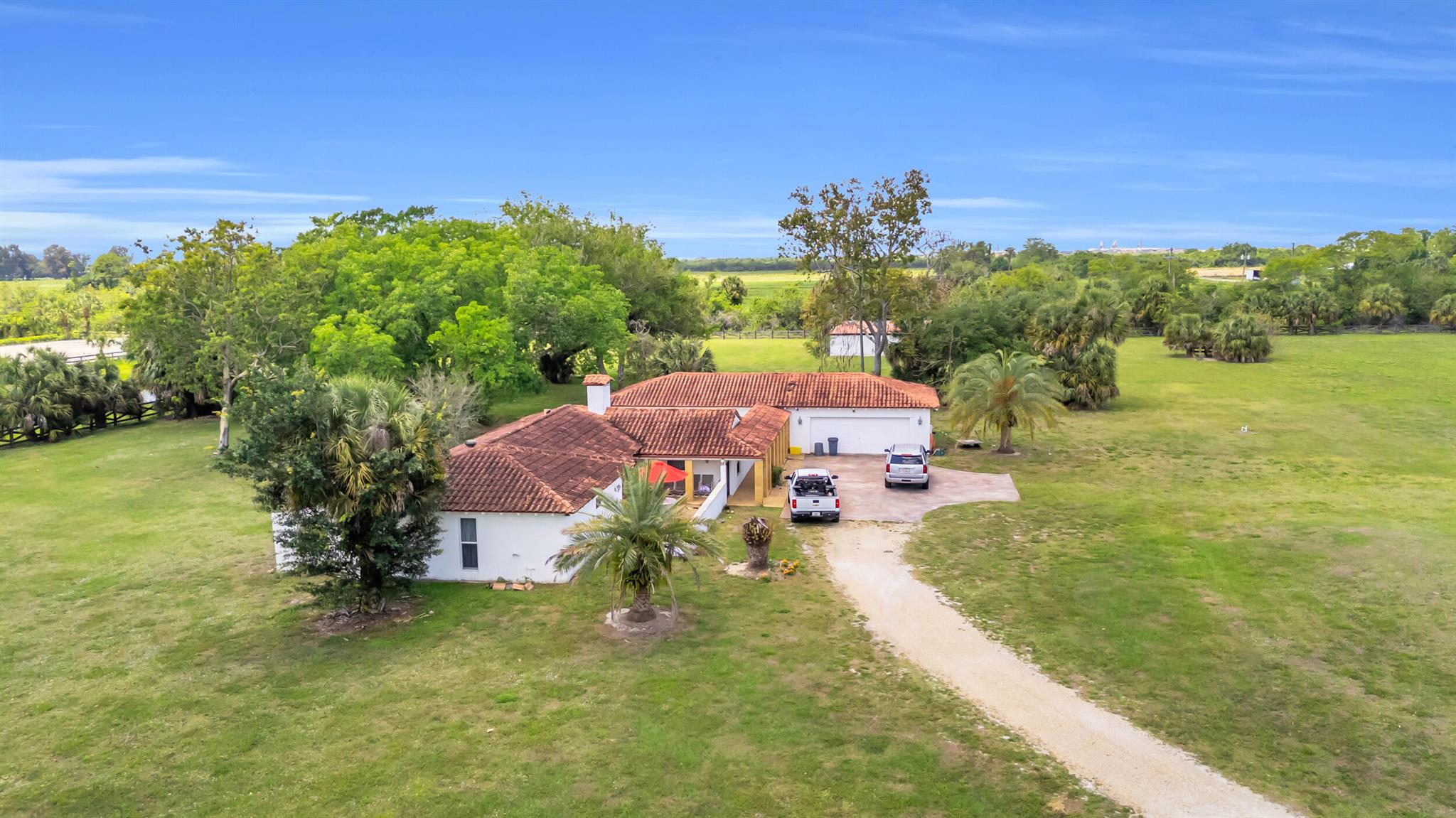 FOX TRAIL - Residential