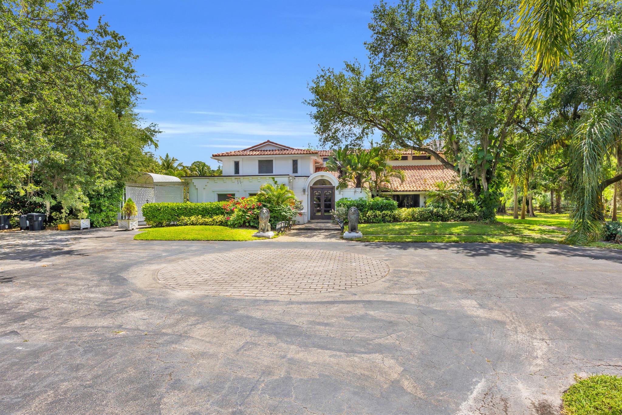 FOX TRAIL - Residential