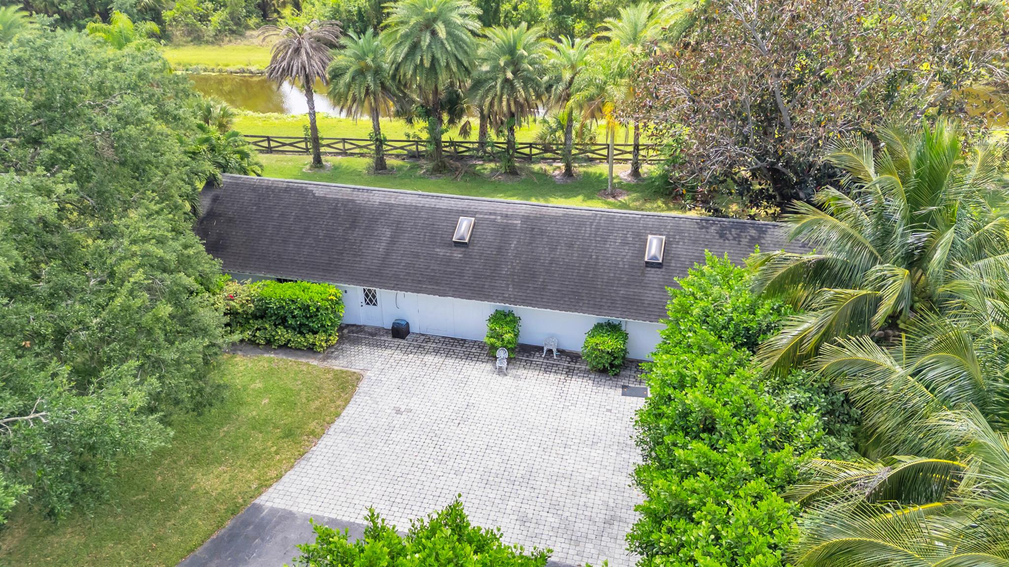 FOX TRAIL - Residential