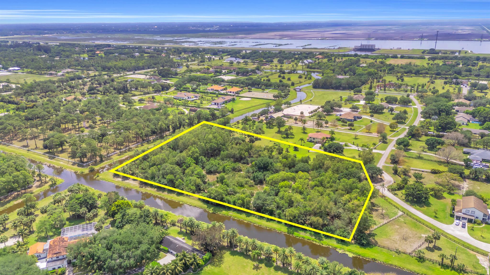 FOX TRAIL - Residential