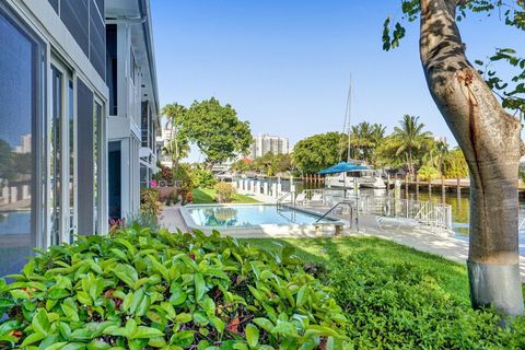 Condominium in Fort Lauderdale FL 2820 30th St St.jpg