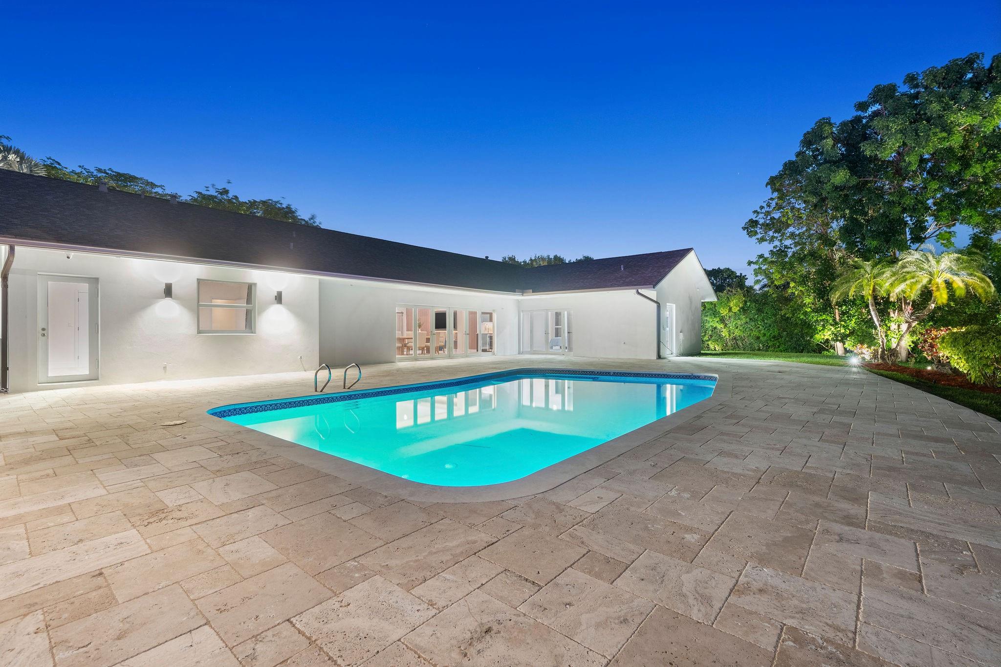 SUNSHINE RANCHES - Residential