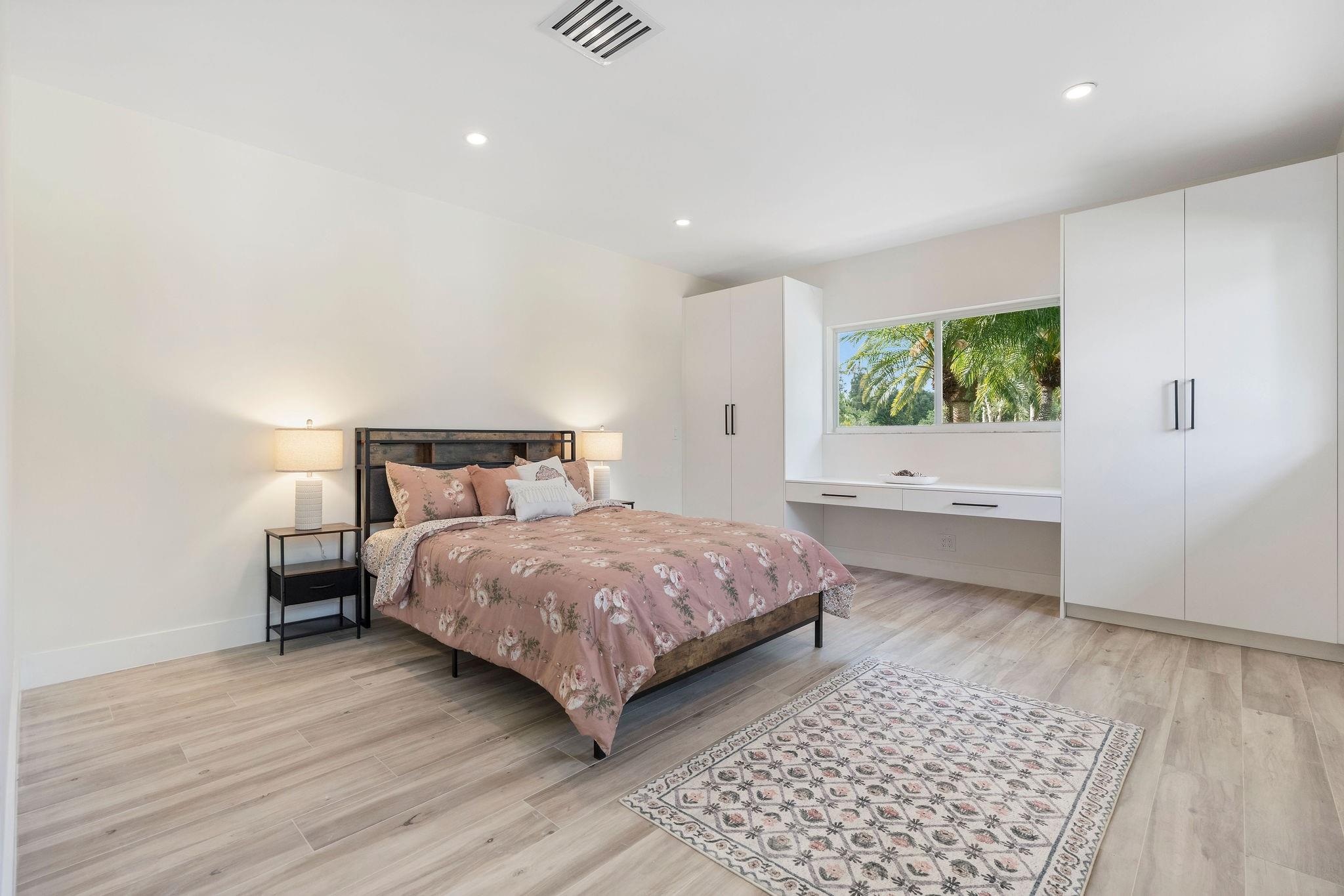 SUNSHINE RANCHES - Residential