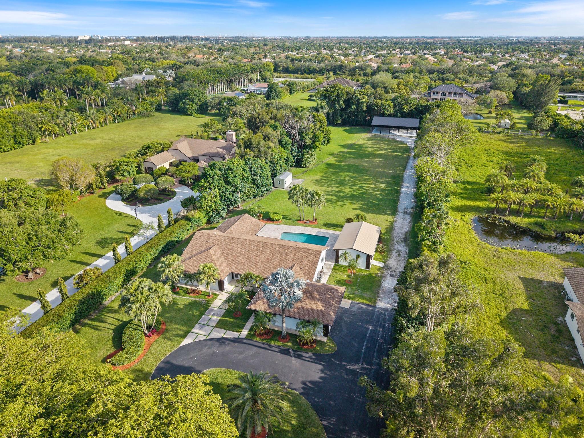 SUNSHINE RANCHES - Residential