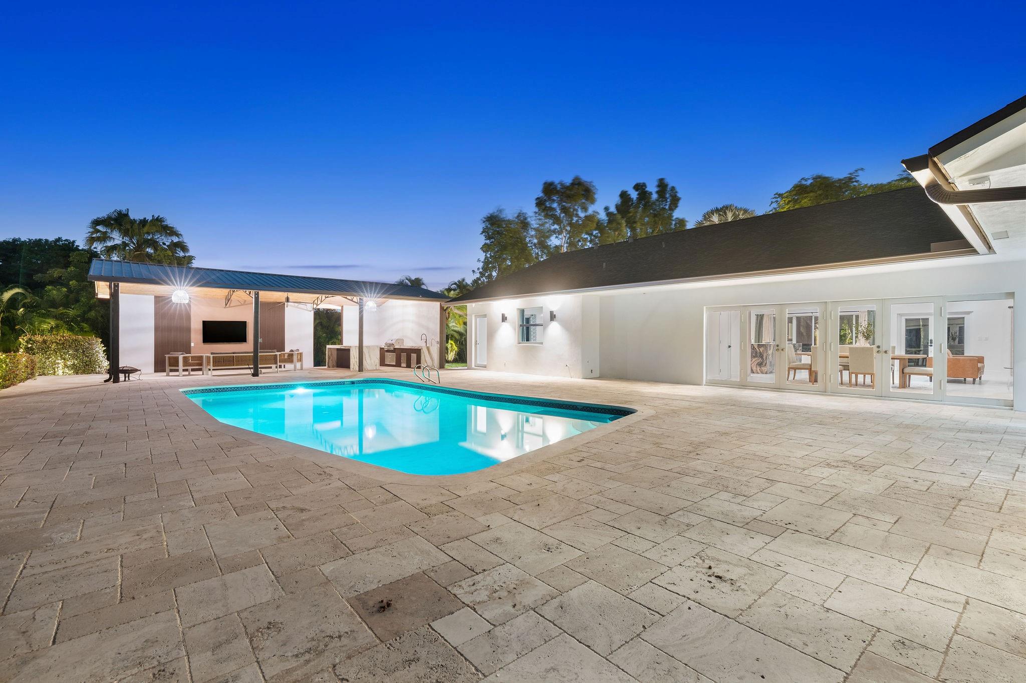 SUNSHINE RANCHES - Residential