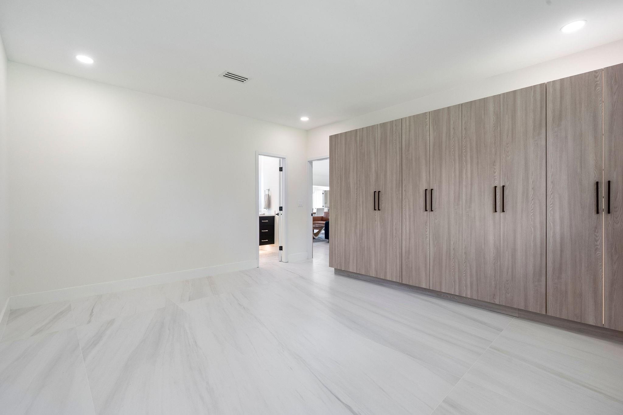 SUNSHINE RANCHES - Residential