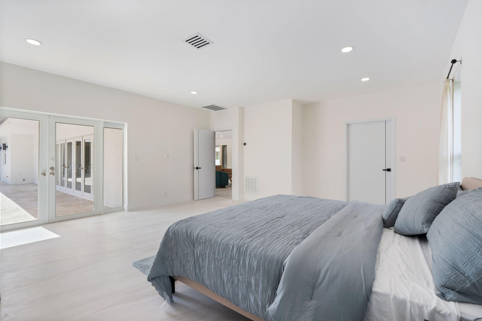 SUNSHINE RANCHES - Residential