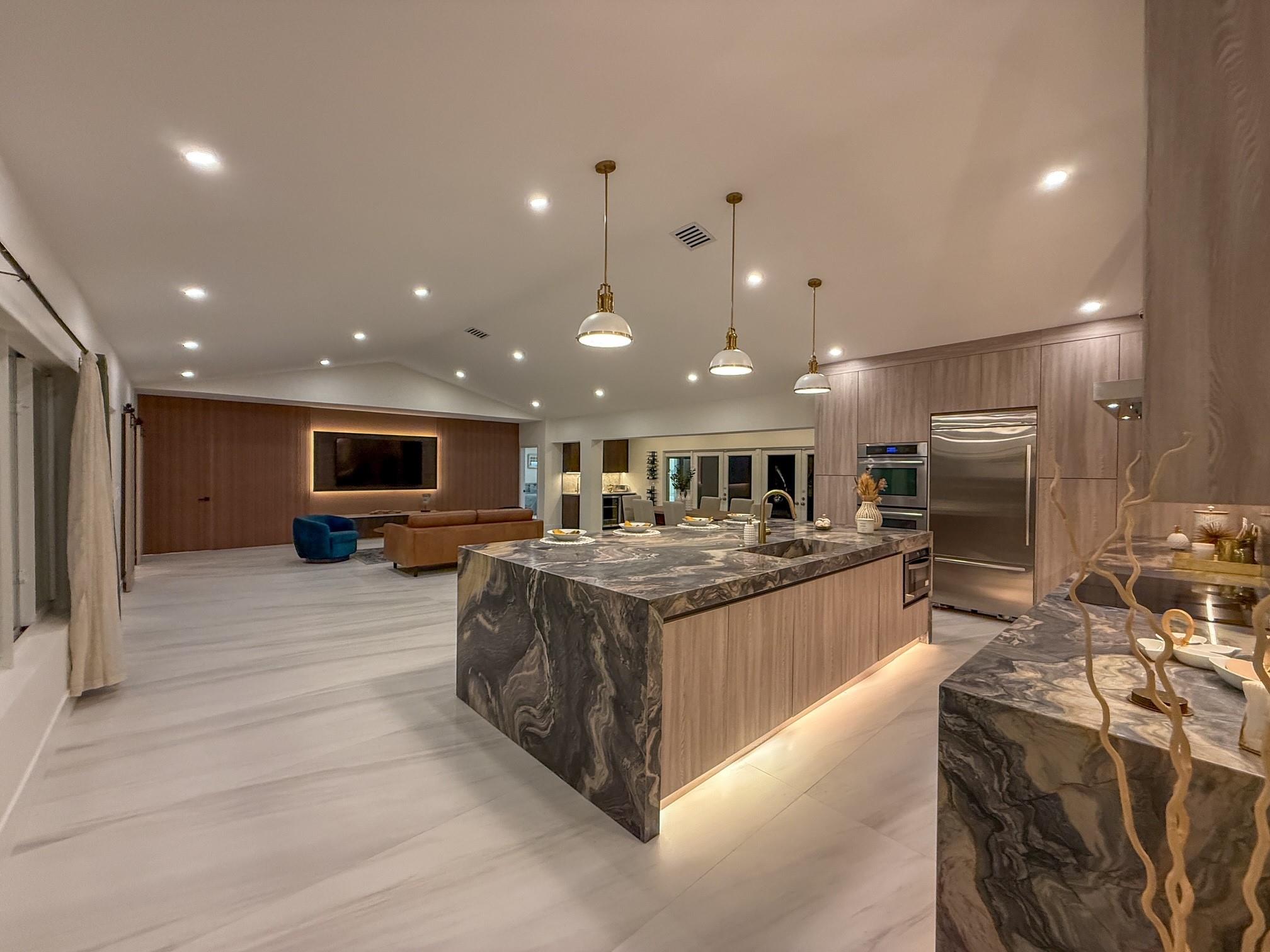 SUNSHINE RANCHES - Residential