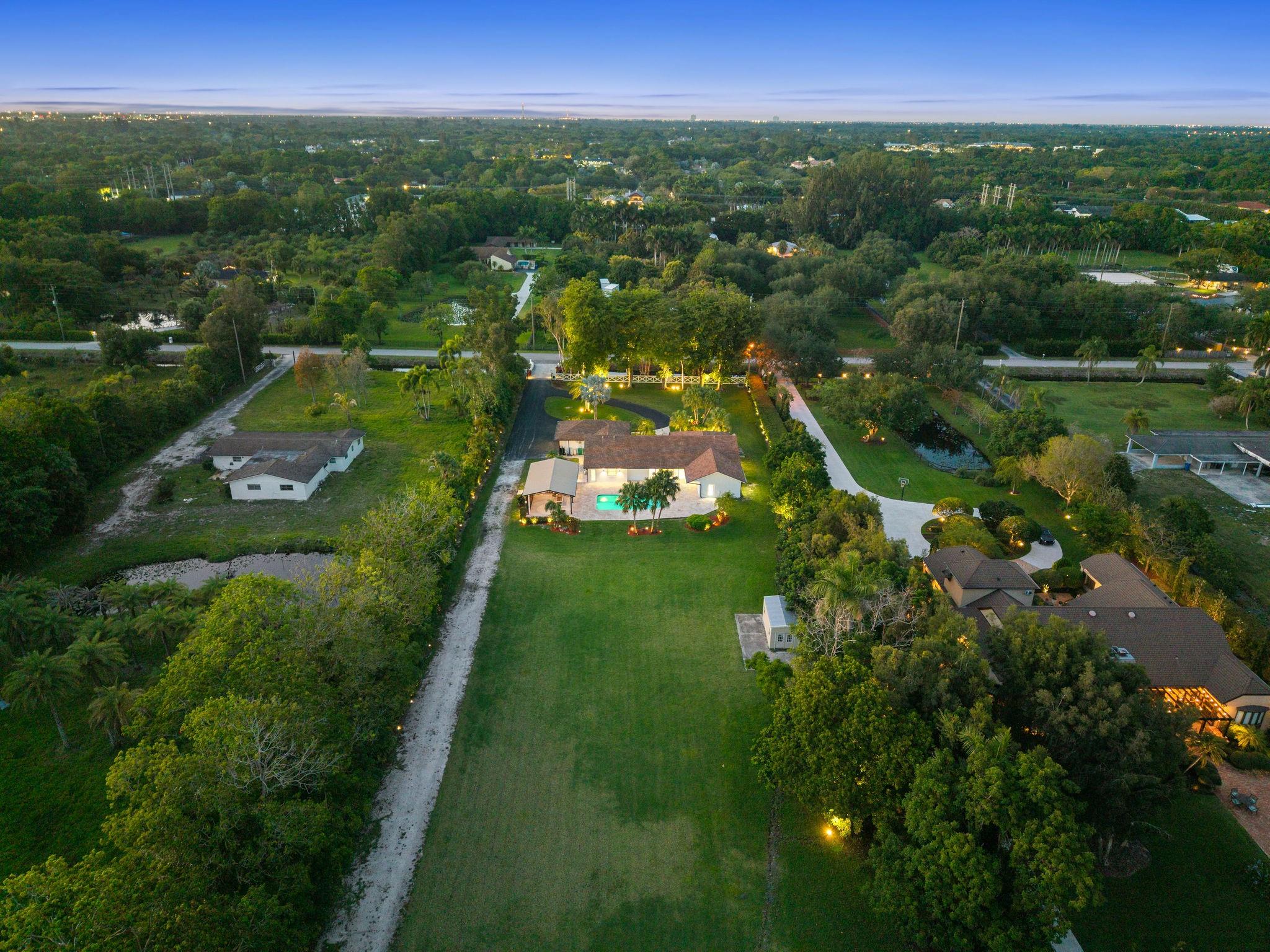 SUNSHINE RANCHES - Residential