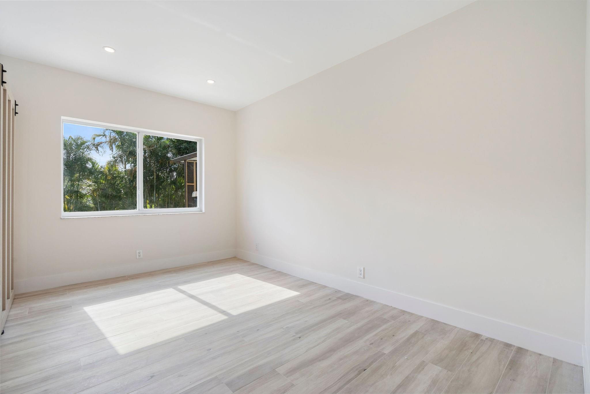 SUNSHINE RANCHES - Residential