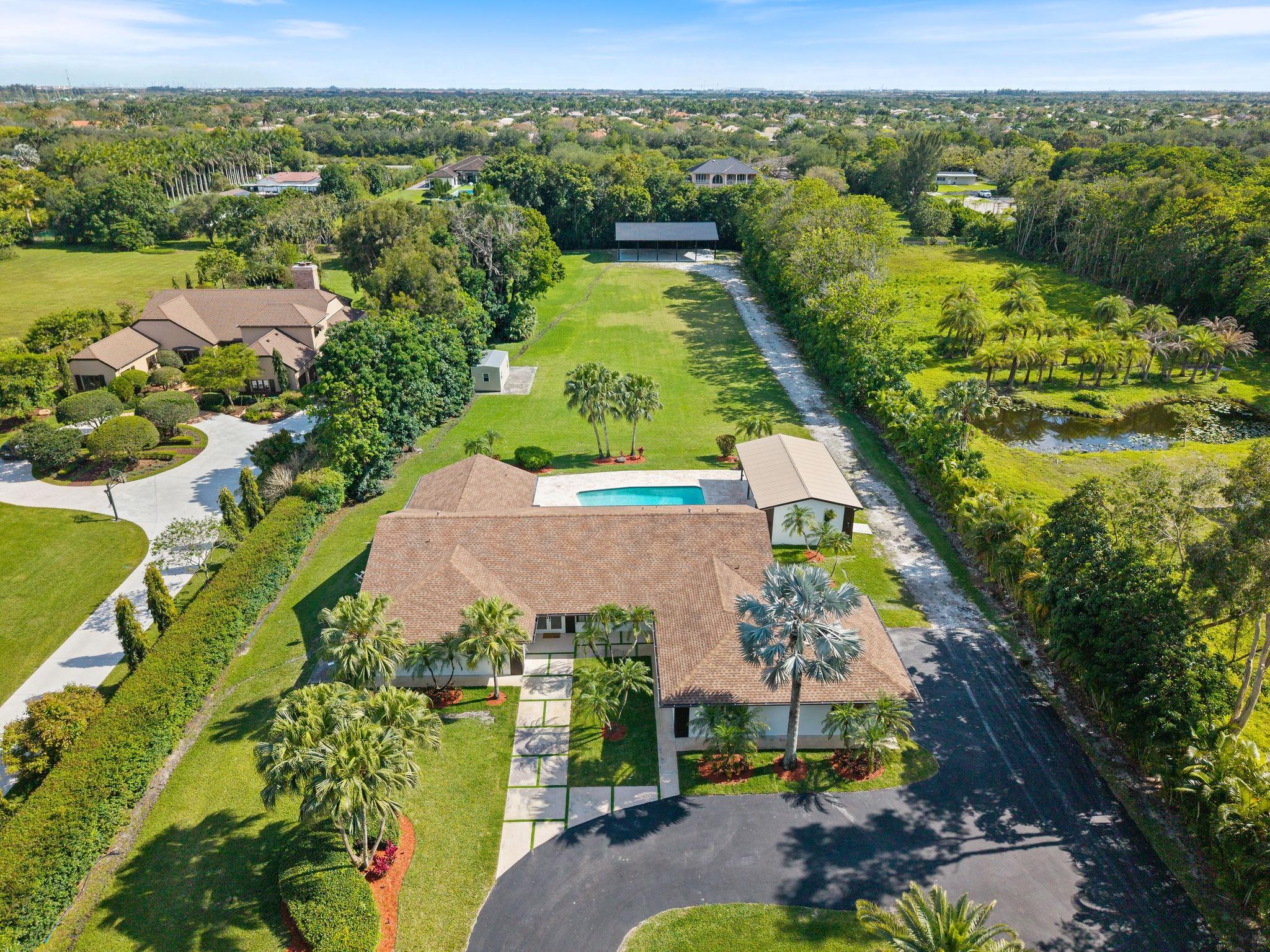 SUNSHINE RANCHES - Residential